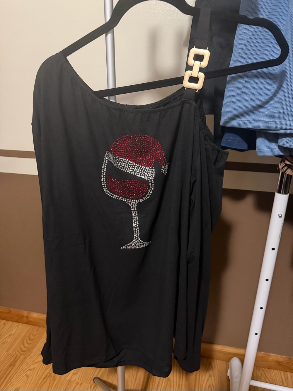 Chic Me Black One-Shoulder Rhinestone Wine-Glass Detail Top 5xl